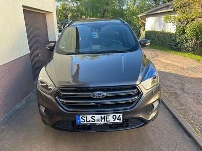 Usata Ford Kuga ST-Line 242 CV (177 kW) 2018 Grigio SUV