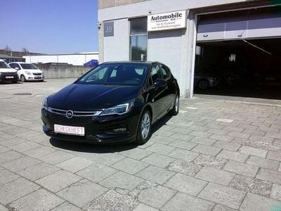 Second-hand Opel Astra Edition 125 CP (91 kW) 2017 Negru Berlinǎ