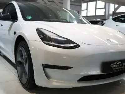 Gebraucht Tesla Model 3 Long Range AWD 350 kW (476 PS) 2020 White pearl multi coat Limousine