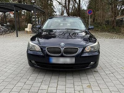 Second-hand BMW 525 197 CP (144 kW) 2009 Andere farben Berlinǎ