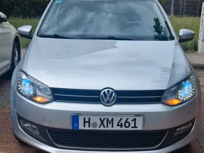Gebraucht VW Polo Life 105 PS (77 kW) 2013 Silber Kleinwagen