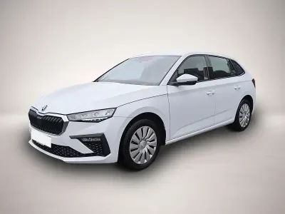 Gebraucht Skoda Scala Essence 95 PS (69 kW) 2025 Weiß Kleinwagen