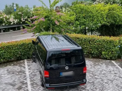 Gebraucht VW T5 Highline 180 PS (132 kW) 2012 Schwarz Van