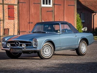 Gebraucht Mercedes W113 150 PS (110 kW) 1967 Blau Cabrio