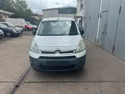 Gebraucht Citroën Berlingo 75 PS (55 kW) 2013 Weiß Van / Kleinbus