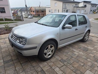 Gebraucht VW Golf IV Comfortline 75 PS (55 kW) 2003 Silber Limousine