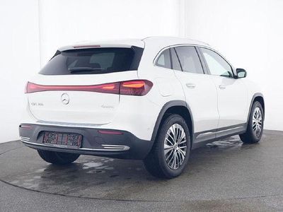 Mercedes EQA300