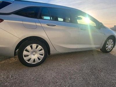 Gebraucht Opel Astra 136 PS (100 kW) 2018 Silber Kombi