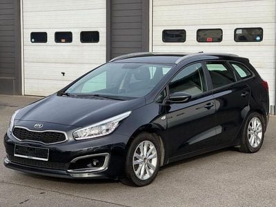 Schwarz Gebraucht 2016 Kia Ceed Kleinwagen | 6.500 € (Guter Preis)