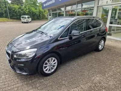 Gebraucht BMW 218 Active Tourer 165 PS (121 kW) 2014 Schwarz Van / Kleinbus