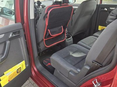 Gebraucht VW Touran Comfortline 105 PS (77 kW) 2012 Rot Van / Kleinbus