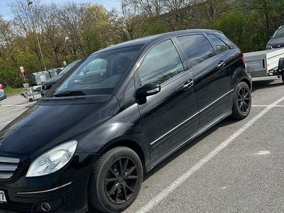 Usata Mercedes B200 136 CV (100 kW) 2006 Nero Monovolume