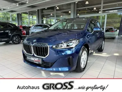 Gebraucht BMW 218 Active Tourer Luxury Line 136 PS (100 kW) 2023 Blau Van / Kleinbus