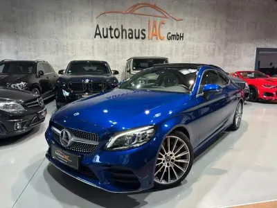 Gebraucht Mercedes C300e AMG 258 PS (189 kW) 2020 Blau Coupé