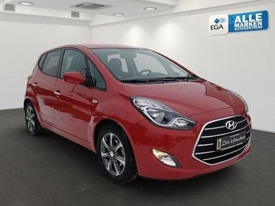 Gebraucht Hyundai ix20 Space 125 PS (91 kW) 2019 Rot metallic Kleinwagen