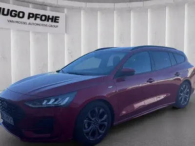 Gebraucht Ford Focus ST-Line X 155 PS (114 kW) 2024 Rot Kombi