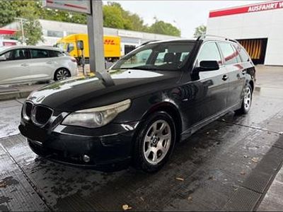 BMW 525