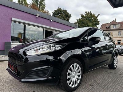 Schwarz Gebraucht 2017 Ford Fiesta Trend Kleinwagen | 7.490 € (Fairer Preis)