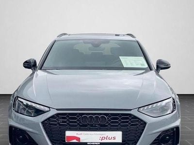 Grau Gebraucht 2022 Audi RS4 Advanced Kombi | 69.800 € (Fairer Preis)