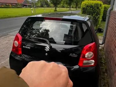 Gebraucht Suzuki Alto 68 PS (50 kW) 2009 Schwarz Kleinwagen