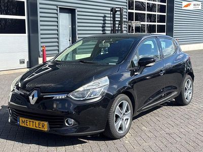 Gebraucht Renault Clio IV Expression 90 PS (66 kW) 2014 Schwarz Limousine