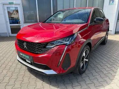 Gebraucht Peugeot 3008 Allure 131 PS (96 kW) 2022 Rot SUV