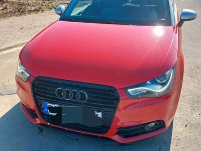 gebraucht Audi A1 1,6 TDI SCHECKHEFT GUTER ZUSTAND