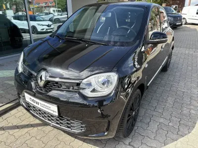 Gebraucht Renault Twingo Urban Night 65 PS (47 kW) 2023 Schwarz Kleinwagen