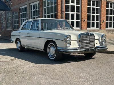 Weiß Gebraucht 1969 Mercedes W108 Limousine | 15.450 €
