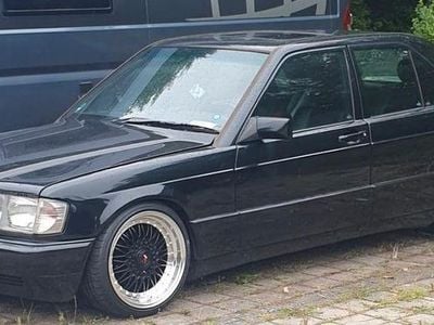 Usata Mercedes 190 209 CV (153 kW) 1989 Nero Berlina