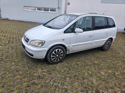 Gebraucht Opel Zafira 125 PS (91 kW) 2004 Weiß Van / Kleinbus