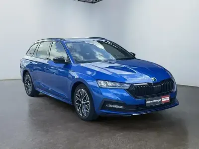 Gebraucht Skoda Octavia SportLine 150 PS (110 kW) 2023 Modra race/race blue Kombi
