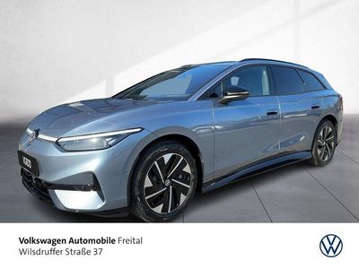 Neu VW ID.7 IQ Drive 210 kW (286 PS) 2026 Blau Kombi