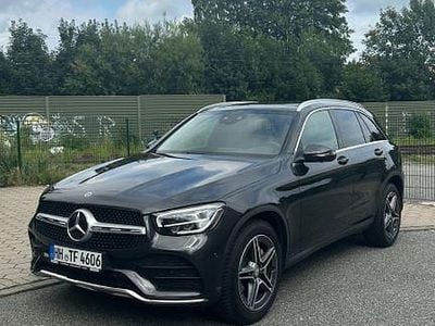 Usata Mercedes GLC220 AMG 194 CV (142 kW) 2021 Grigio SUV