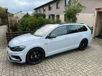 Gebraucht VW Golf VII R 310 PS (228 kW) 2018 Weiß Kombi
