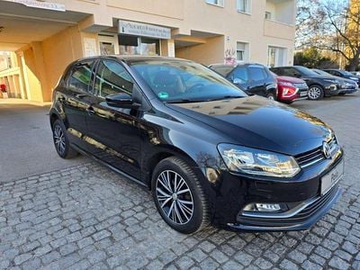 Gebraucht VW Polo Allstar 90 PS (66 kW) 2016 Deep black perleffekt Kleinwagen