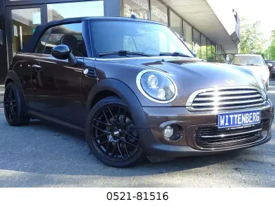 Usata Mini Cooper Cabriolet 122 CV (89 kW) 2012 Marrone Cabrio