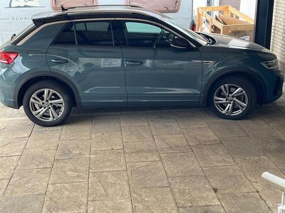 Usata VW T-Roc R-line 150 CV (110 kW) 2023 Blu SUV