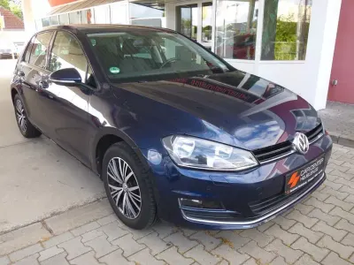 Gebraucht VW Golf VII Allstar 110 PS (80 kW) 2016 Blau Limousine