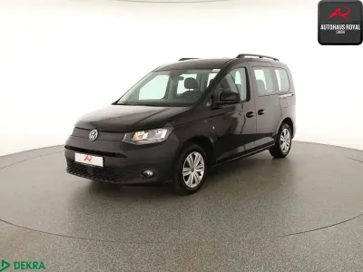 Gebraucht VW Caddy 122 PS (89 kW) 2022 Deep black perleffekt Van / Kleinbus