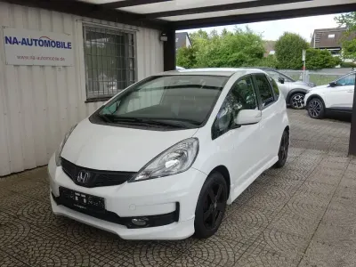 Gebraucht Honda Jazz SI 99 PS (72 kW) 2013 Weiß Kleinwagen
