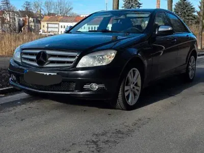 Gebraucht Mercedes C180 Avantgarde 156 PS (114 kW) 2007 Schwarz Limousine