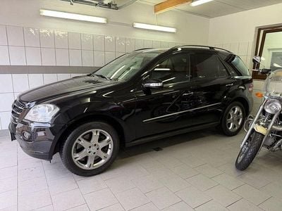 Brugt Mercedes ML500 387 HK (284 kW) 2007 Sort SUV