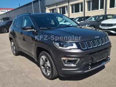 Gebraucht Jeep Compass Limited 170 PS (125 kW) 2019 Grau SUV