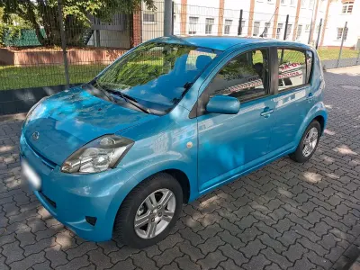 Gebraucht Daihatsu Sirion 91 PS (66 kW) 2009 Blau Kleinwagen