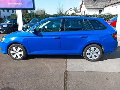 Gebraucht Skoda Fabia Ambition 95 PS (69 kW) 2019 Blau Kombi