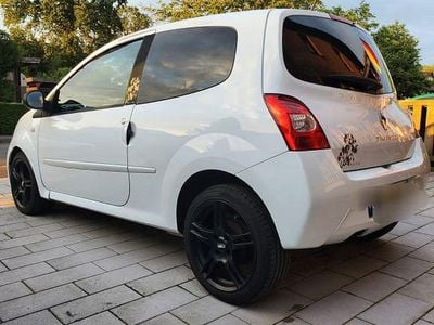 Gebraucht Renault Twingo Night&Day 75 PS (55 kW) 2009 Weiß Kleinwagen