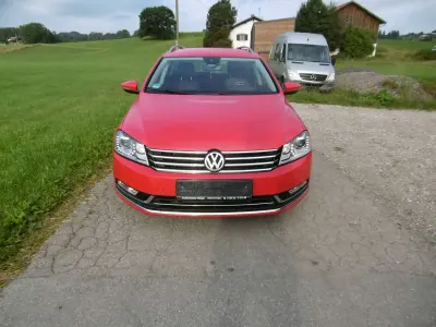 Gebraucht VW Passat Highline 170 PS (125 kW) 2012 Tornadorot Kombi