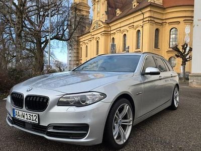 Second-hand BMW 525 Luxury Line 218 CP (160 kW) 2016 Argintiu Break