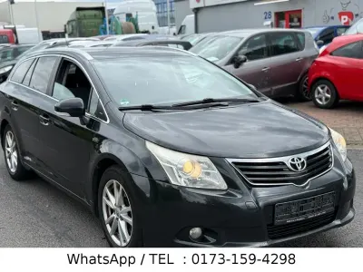 Gebraucht Toyota Avensis Edition 150 PS (110 kW) 2011 Schwarz Kombi